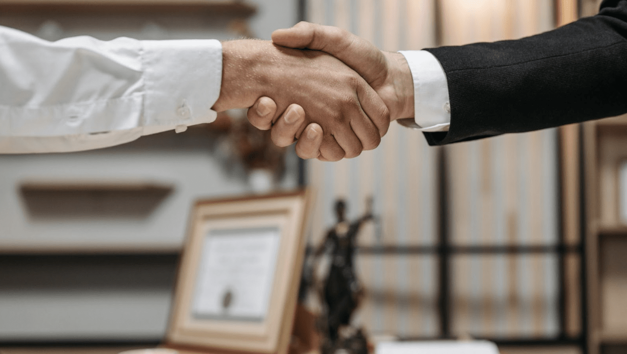 Top Reasons to Hire a Long Beach Car Accident Attorney After a Collision – Hollywood Life